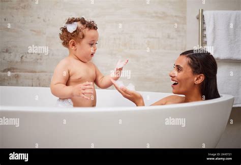 bathing mom son|Mother and Son In a Bathroom .